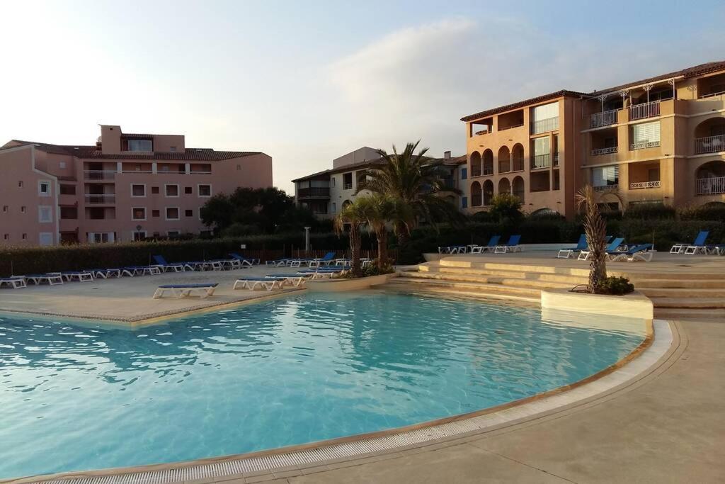 Magnifique Rez De Jardin & Piscine & Bord De Mer Apartman Six-Fours-les-Plages Kültér fotó