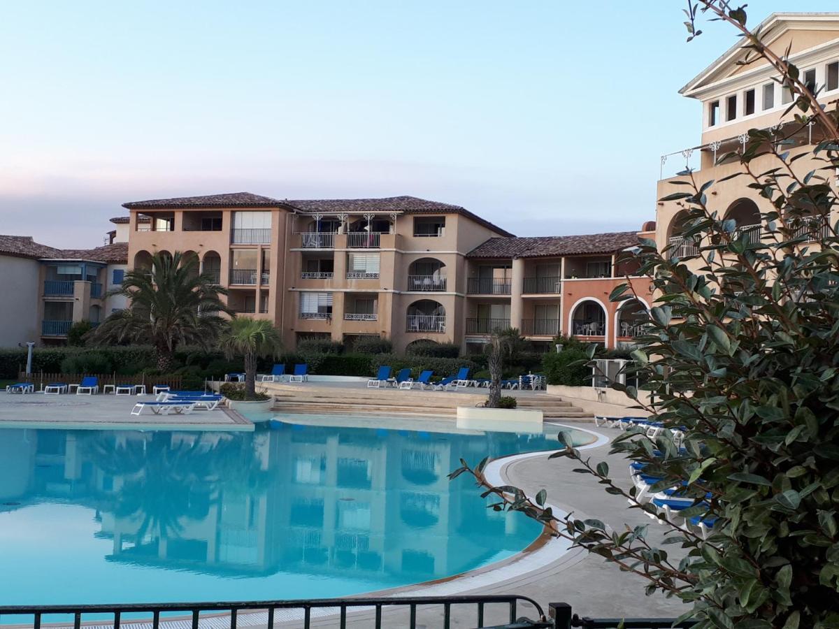 Magnifique Rez De Jardin & Piscine & Bord De Mer Apartman Six-Fours-les-Plages Kültér fotó